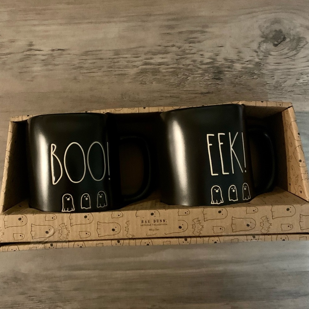 Rae Dunn halloween mug set!